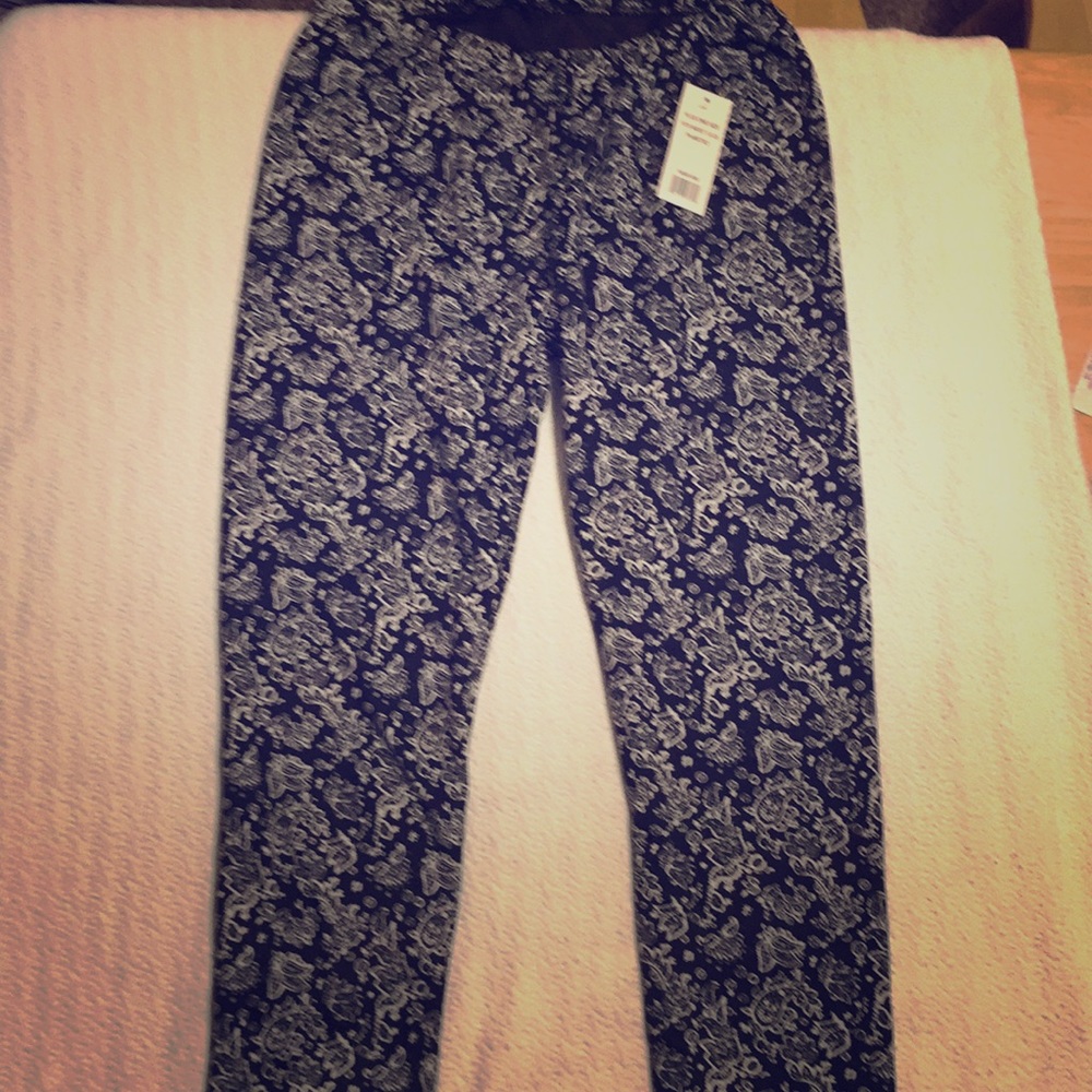 Fleece lined leggings.